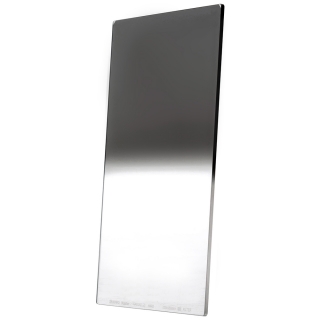 Benro Master GND16 (1.2) 4-Stop Hard 100x150mm Benro Master GND16 (1.2) 4-Stop Hard 100x150mm
